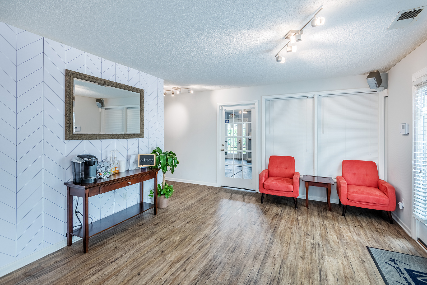 Brynn Marr Village The Multifamily Advisory Group at Cushman & Wakefield